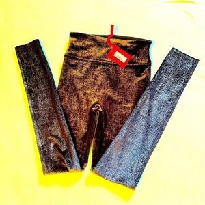 Spanx XS Velvet Shine Leggings black/gold SUPER Soft and top quality NWT